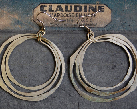 'organic circles' earrings | silver patina