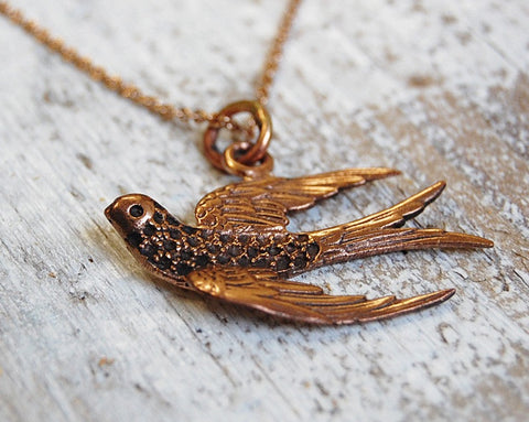 'Vintage bird' necklace | bronze