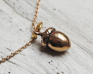 'Acorn' necklace | bronze