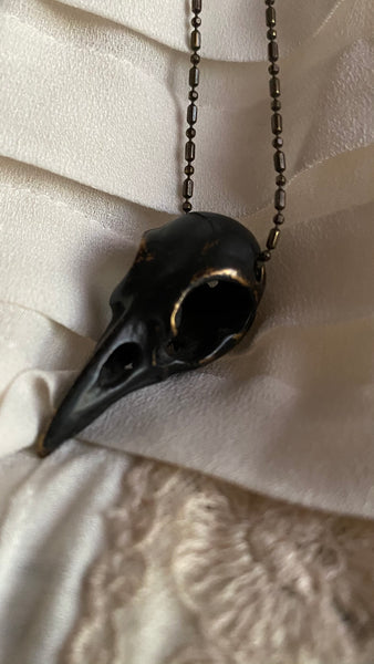 'Bird skull' necklace black | Bronze