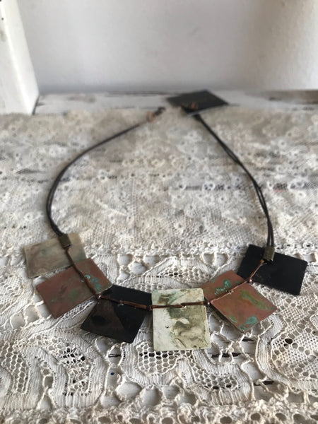 'Multicolor plates' necklace | Copper