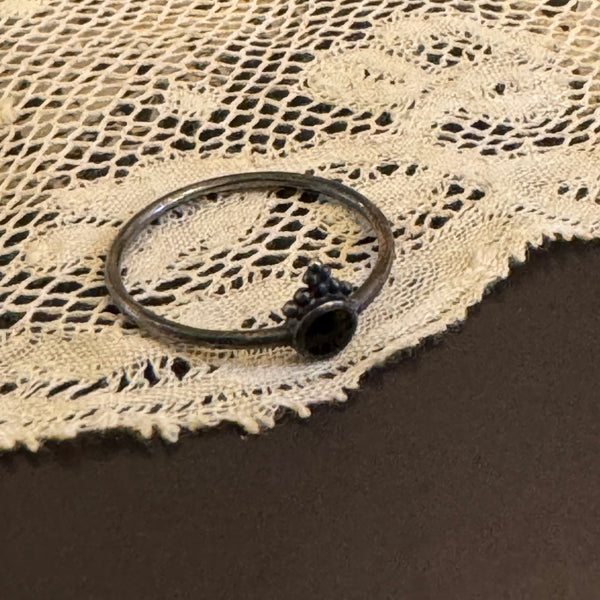 ‚Mini Zora‘ ring Onyx / 925 silver oxidazed