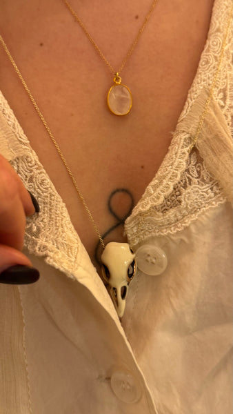 'Bird skull' white necklace | Bronze