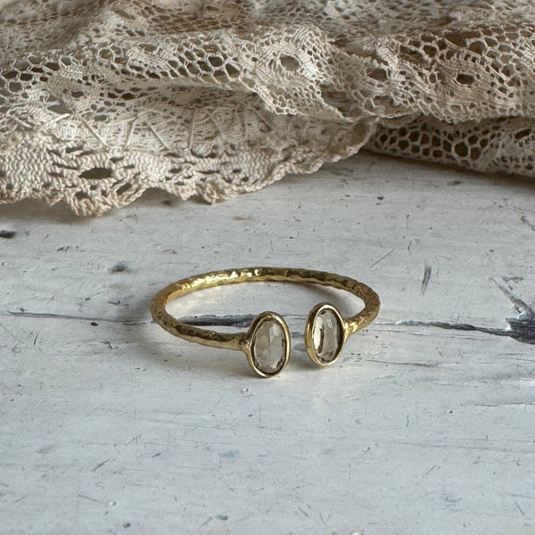 ‘lua’ double ring / Citrine