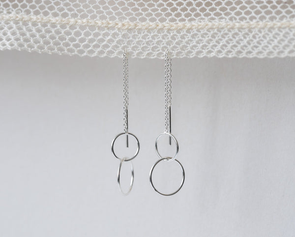 'two small rings' chain stick earrings | 925 silver