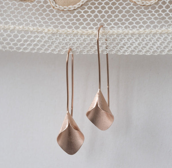 "Tulip" dangle earring | 925 Sterling Silver