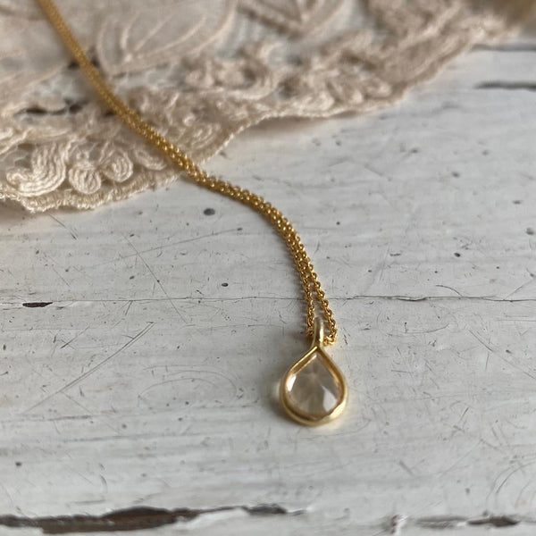 Small Citrine | stone pendant necklace | 24k gold-plated