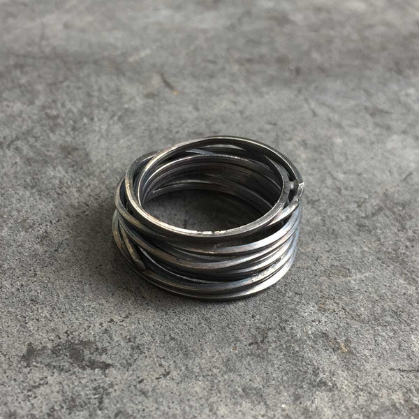 'nest' ring | 925 oxidized silver