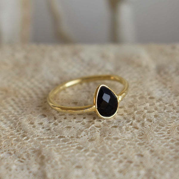 onyx | ‘laia’ ring | 24k gold-plated