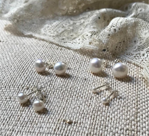 'White pearl' earstuds | 925 silver