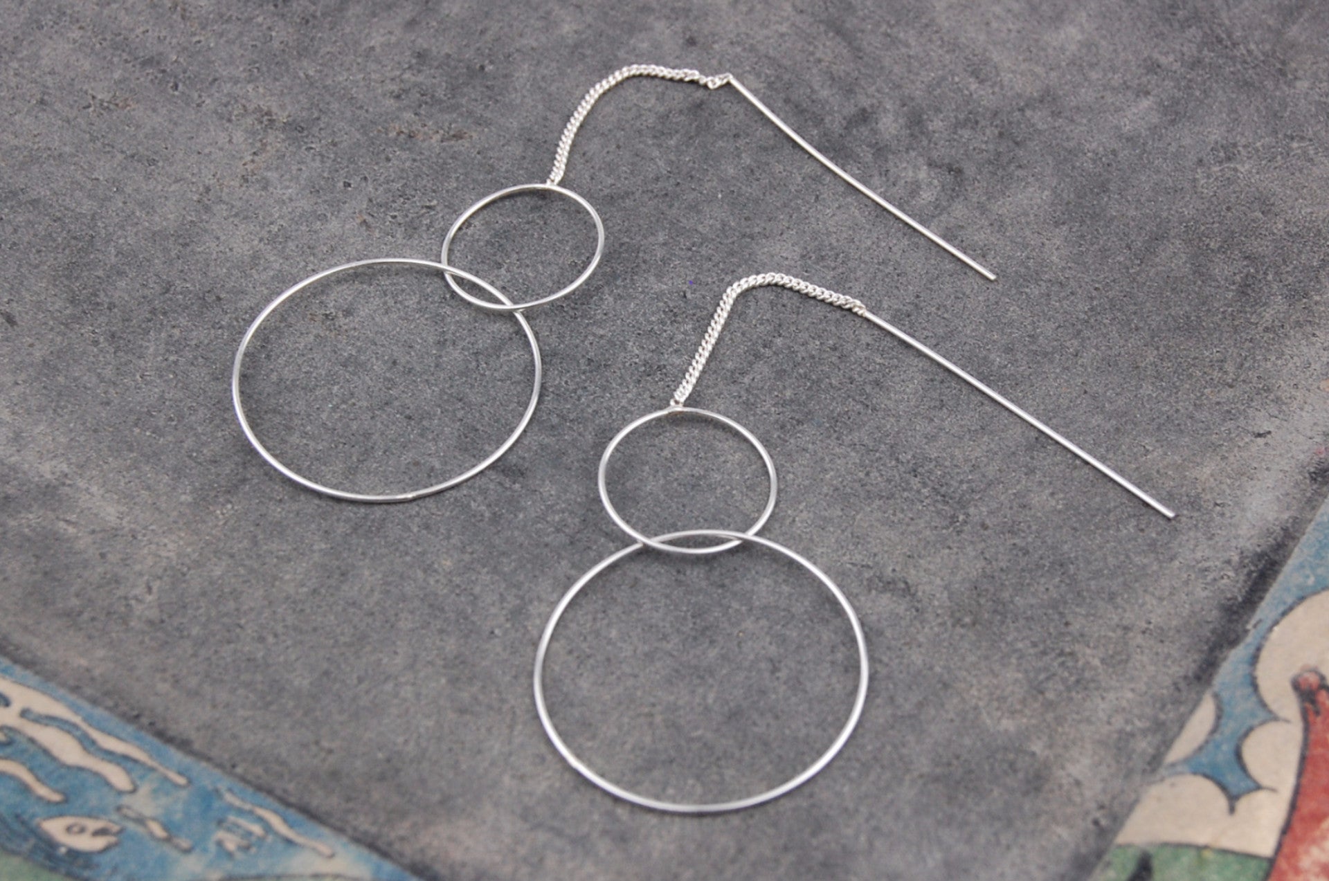 'Two rings' chain stick earrings | 925 Silver