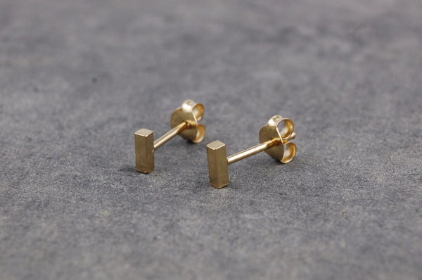 mini bar earstuds | 24k gold-plated
