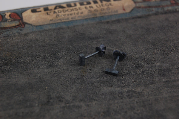 mini bar earstuds | 925 silver oxidized