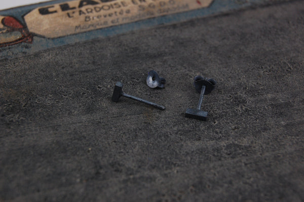 mini bar earstuds | 925 silver oxidized