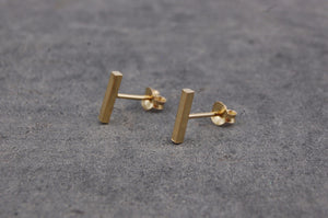 small bar earstuds | 24k gold-plated