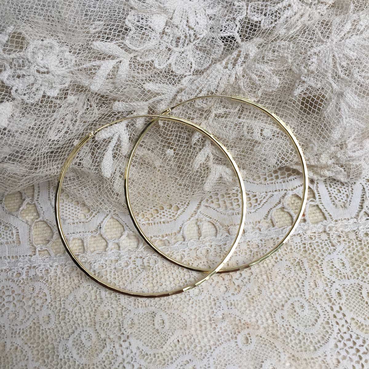 'Faceted' hoops | 24k Gold-plated | 40mm