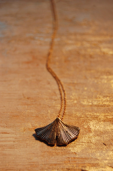 'ginkgo fan' necklace | bronze