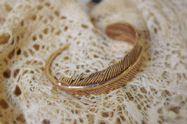 'Feather' bracelet | Bronze
