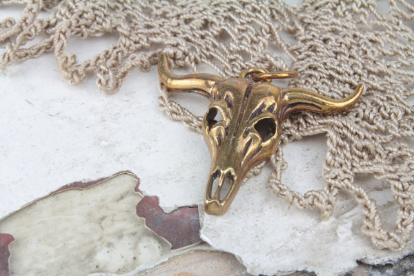 'Cow skull' pendant | Bronze