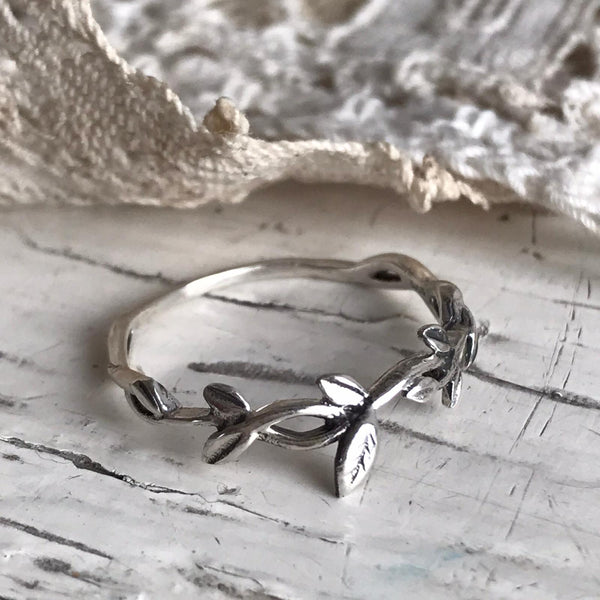 'olive leaves' ring | 925 silver