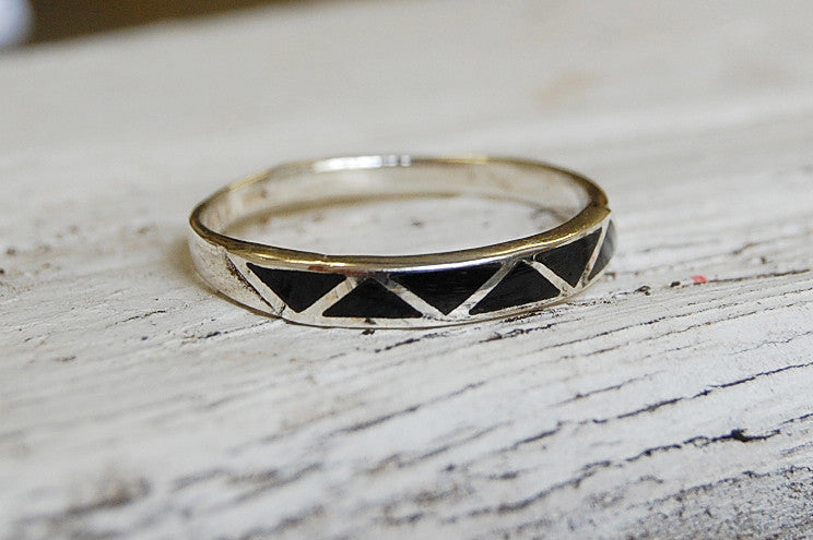 onyx | 'inlayed' ring | 925 silver