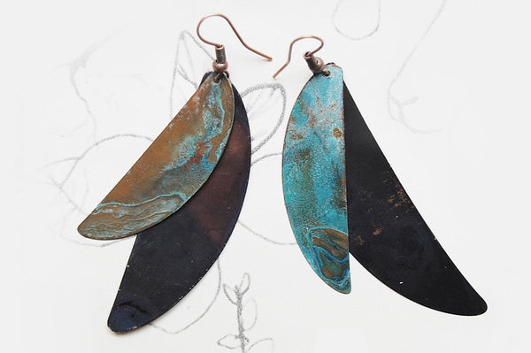 'Crescent' earrings | Oxidized copper