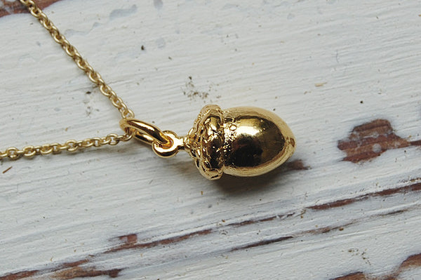 'Acorn' necklace | 24k gold-plated