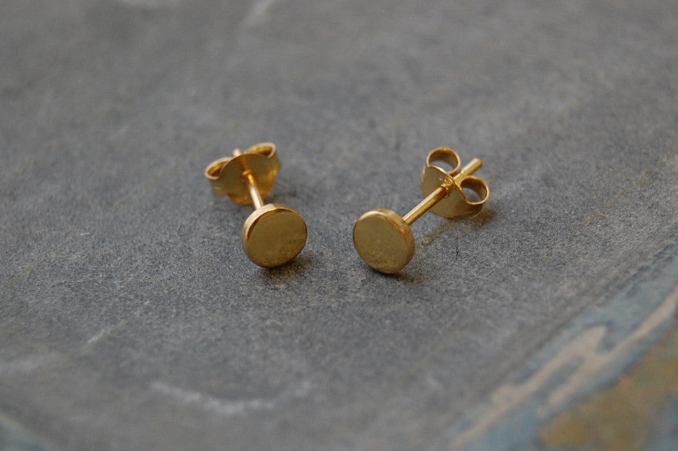 round earstuds | 24k gold-plated