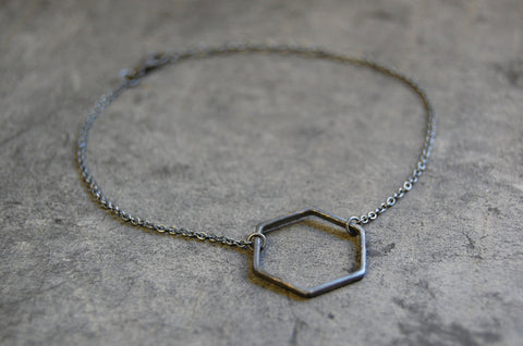 'Hexagonal ring' bracelet | 925 Oxidized Silver