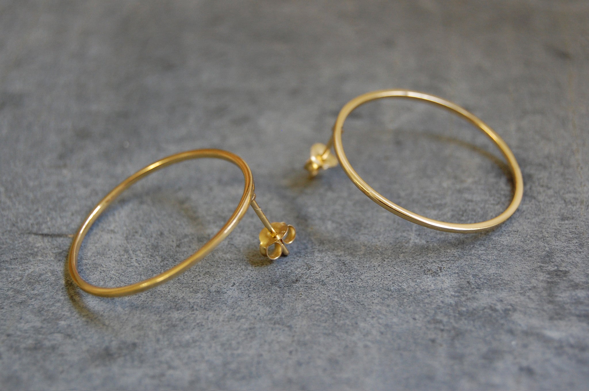 'hoop' earstuds | 24k gold-plated | 30mm