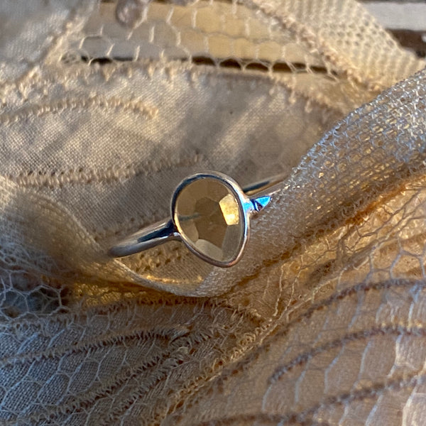 citrine | 'laia' ring  | 925 silver