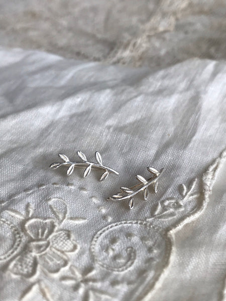 “laurel” earcuff/stud