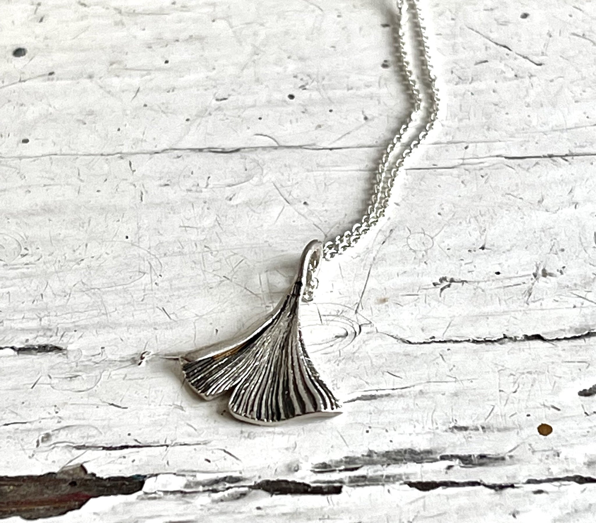 Gingko leaf necklace | silver 925