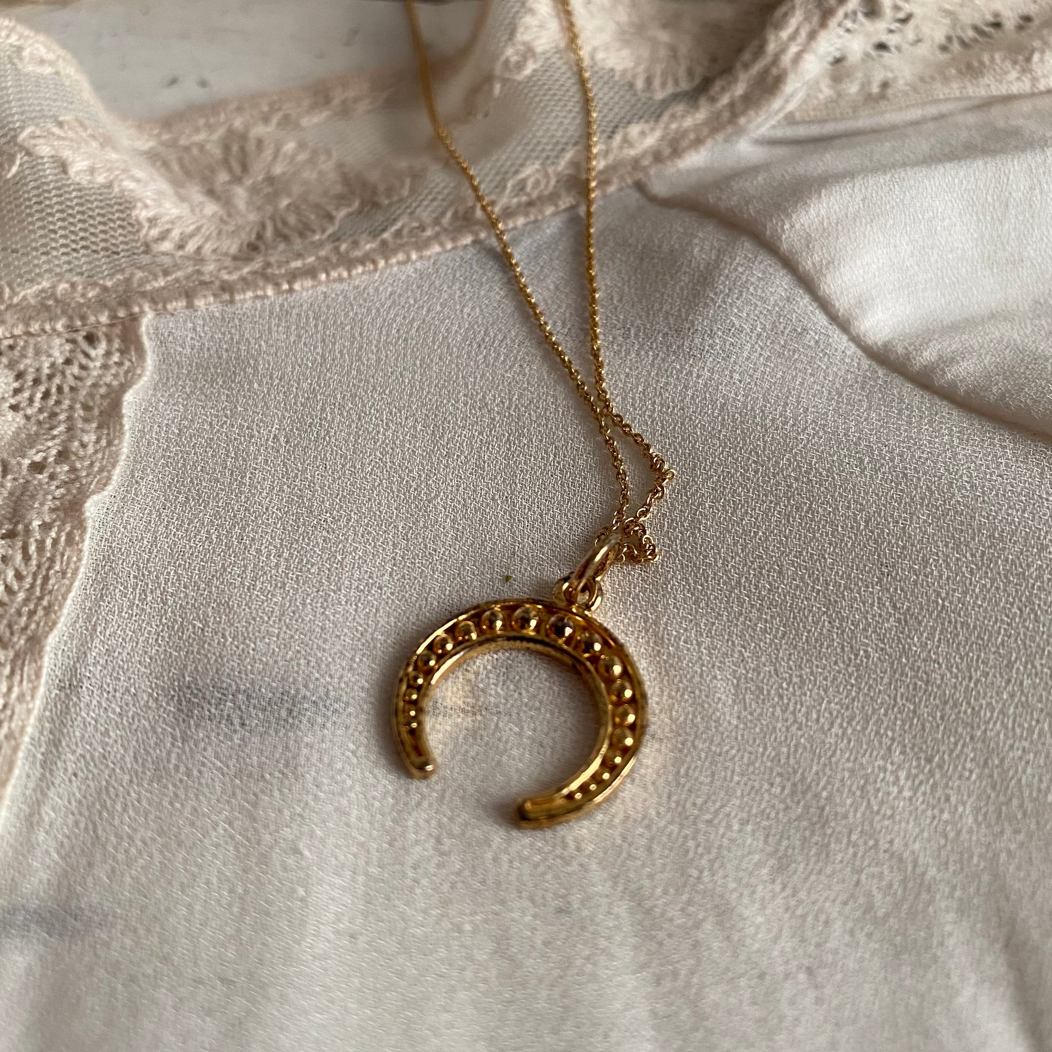 'crescent moon' necklace | 24 k gold-plated