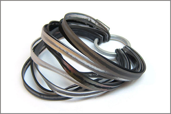 'fresh grey & black' bracelet | pvc