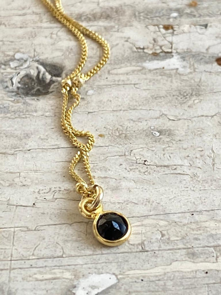 small onyx | necklace | 24k gold-plated
