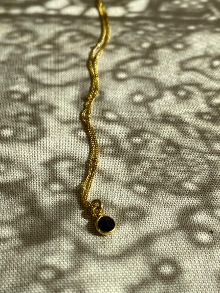 small onyx | necklace | 24k gold-plated