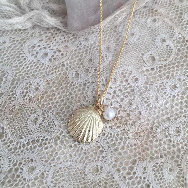 'shell & pearl' necklace | 24k gold-plated