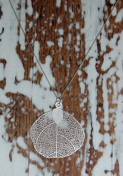 'filigree leaf' necklace | silver plated