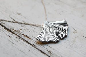 'ginkgo fan' necklace | 925 silver