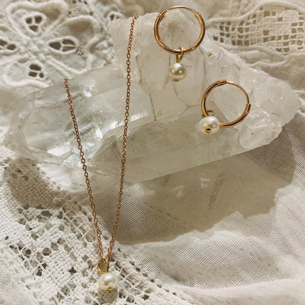 white pearl set | 24k rose gold-plated