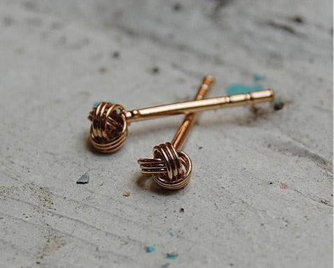 knot earstuds | 24k gold-plated